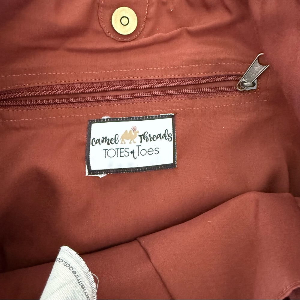 Camel Threads Tote - Picture 5 of 7
